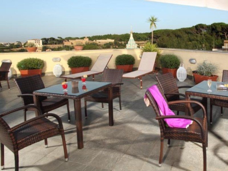 Hotel Alessandrino Rome Bagian luar foto